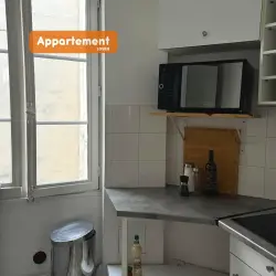 Appartement 3 pièces 76 m2 Paris 10 à louer