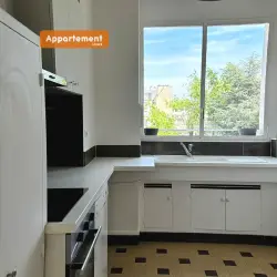 Appartement 2 pièces 58,65 m2 Paris 16 à louer