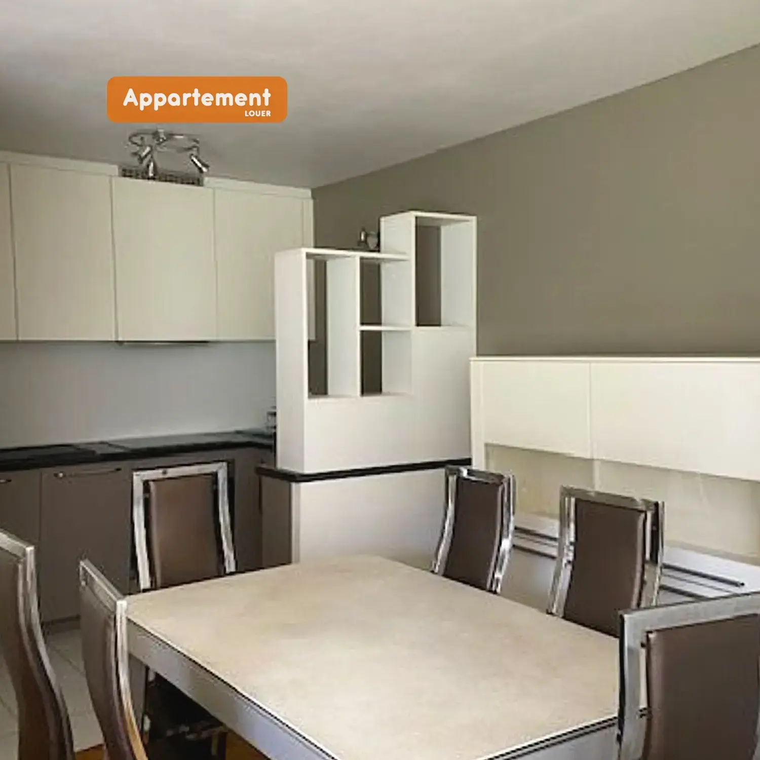 Appartement à louer 2 pièces 46