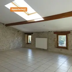 Appartement à louer 5 pièces 101