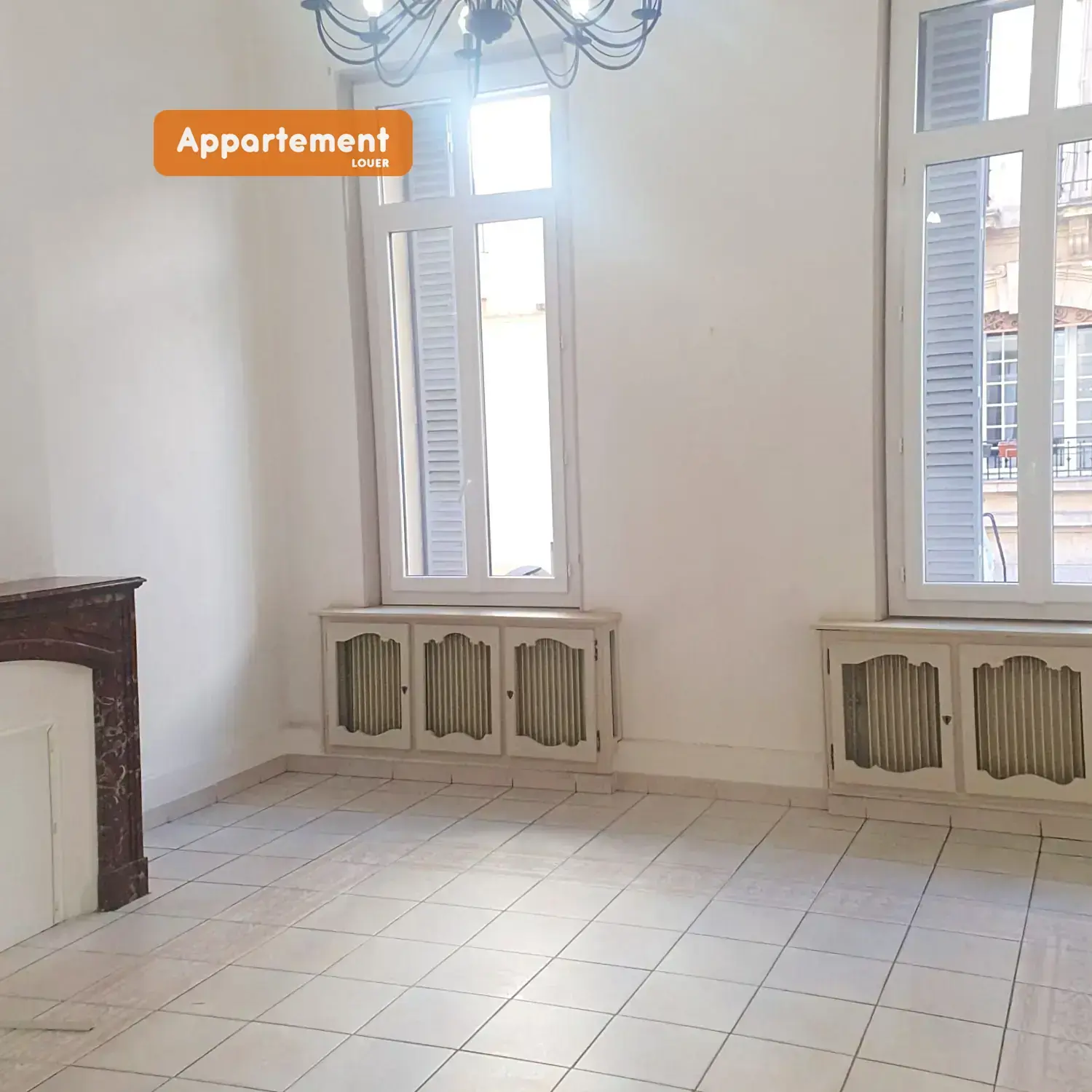 Appartement à louer 2 pièces 66