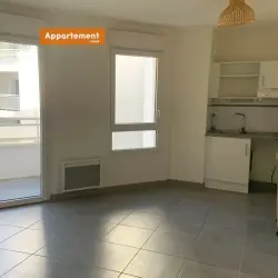 Appartement 2 pièces 41 m2 Marseille 11 à louer