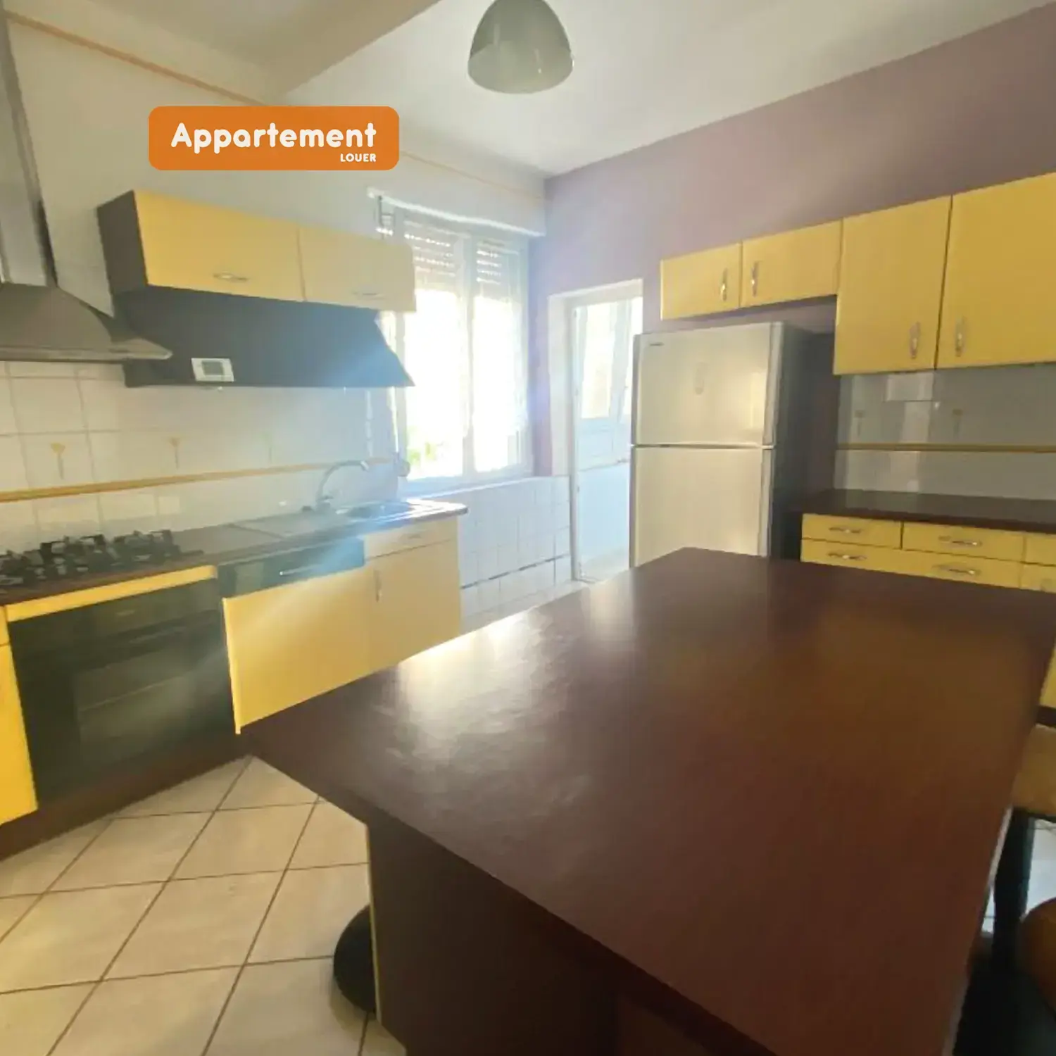 Appartement à louer 3 pièces 87