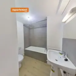 Appartement 1 pièce 33 m2 Lyon 8 à louer